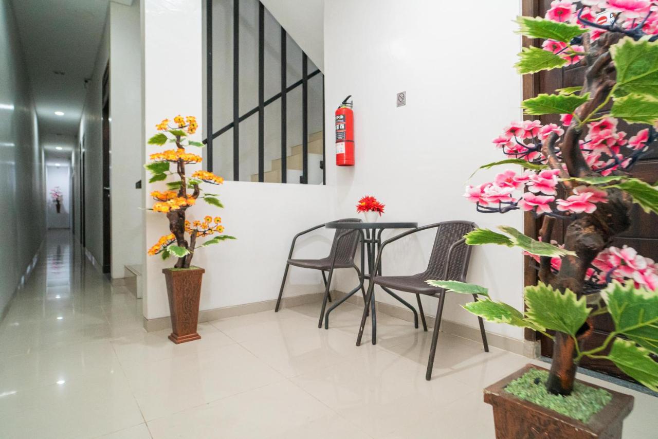 Reddoorz At Merr Rungkut Jl Gunung Anyar Gununganjar Exterior foto